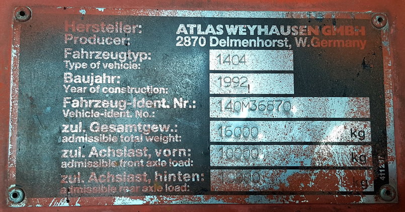 Typenschild.jpg (332.4 KiB) 8480 mal betrachtet Typenschild.jpg