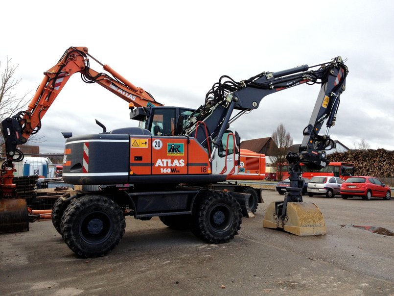 2.JPG (784.99 KiB) 7504 mal betrachtet 2.JPG